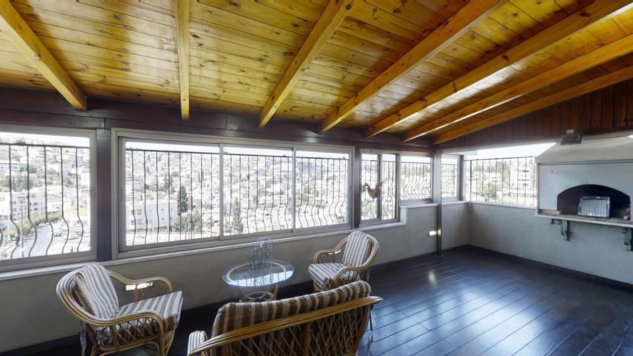 Cozy Wood Apartment With Great View To Nazareth Eksteriør billede