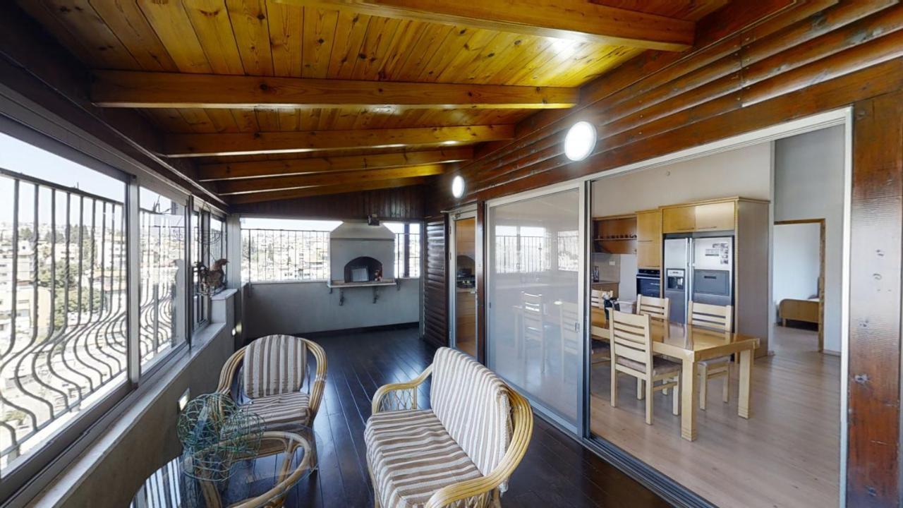 Cozy Wood Apartment With Great View To Nazareth Eksteriør billede